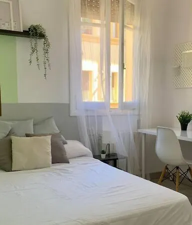 Residencia Santa Barbara グラナダ